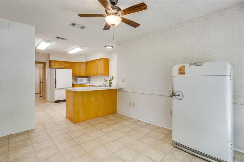 22011 Pebble Drive, Whitney TX 76692 - Photo 32
