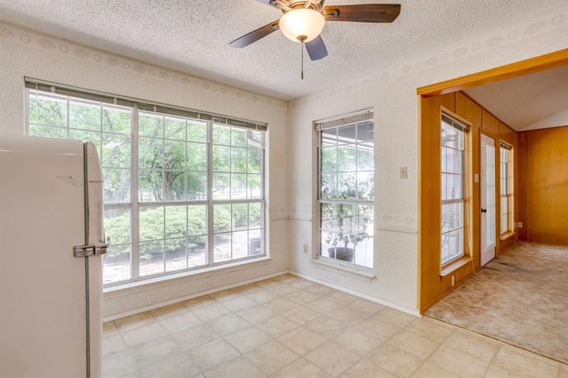 22011 Pebble Drive, Whitney TX 76692 - Photo 15