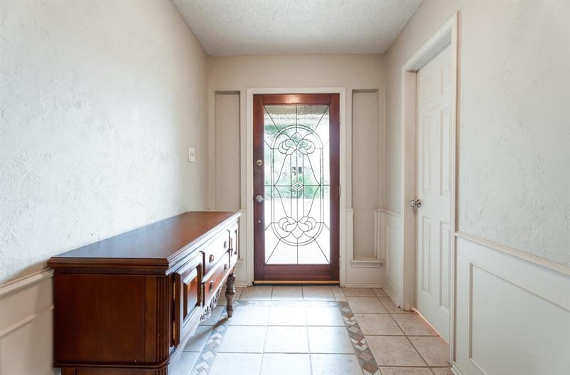 9302 Ravenswood Road, Granbury TX 76049 - Photo 6