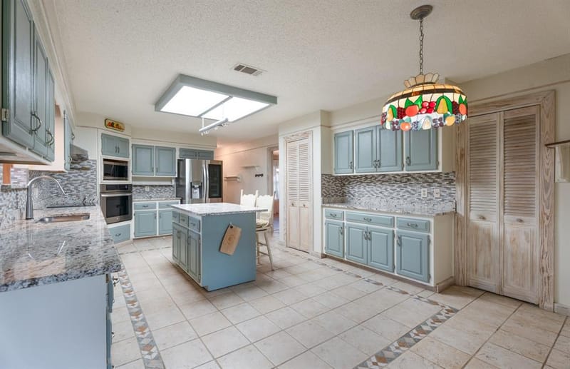 9302 Ravenswood Road, Granbury TX 76049 - Photo 16