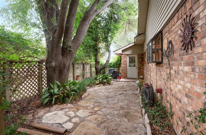9302 Ravenswood Road, Granbury TX 76049 - Photo 26