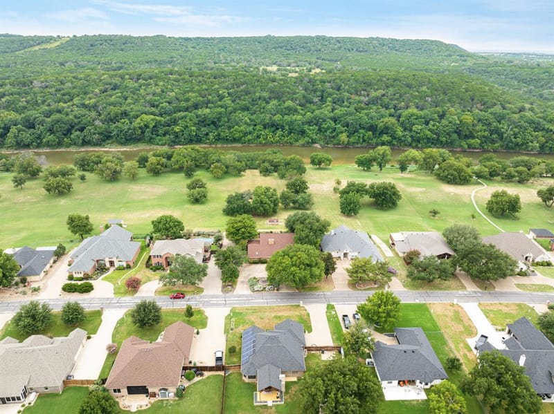 9302 Ravenswood Road, Granbury TX 76049 - Photo 34