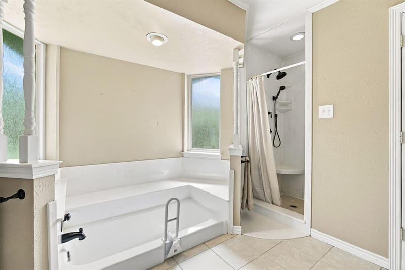 2005 Yorkstown Drive, Ennis TX 75119 - Photo 24