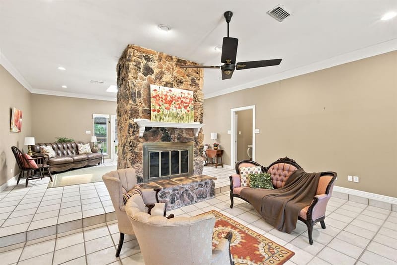 2005 Yorkstown Drive, Ennis TX 75119 - Photo 10