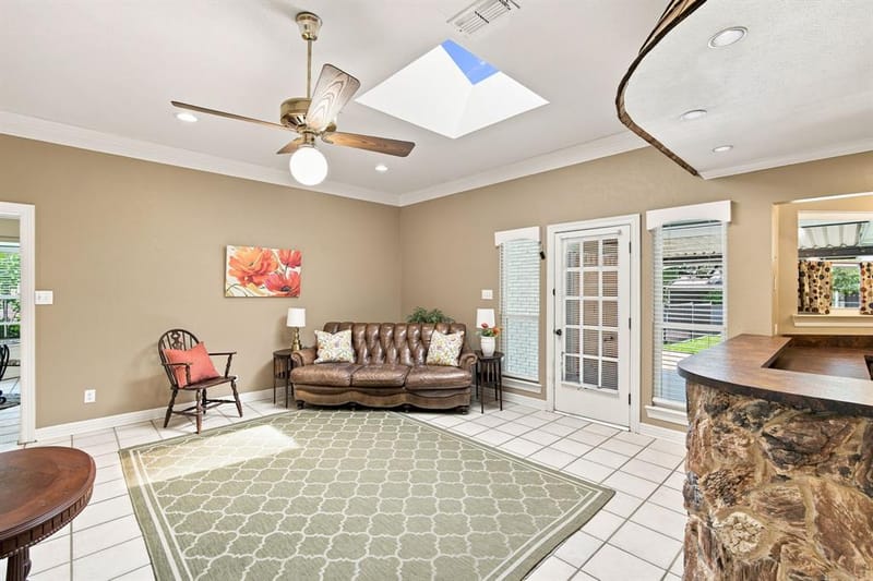 2005 Yorkstown Drive, Ennis TX 75119 - Photo 11
