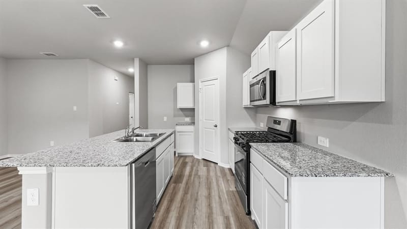 10613 DIAMOND MINE Drive, Fort Worth TX 76036 - Photo 6