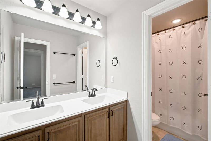 1106 Alderwood Drive, Justin TX 76247 - Photo 26