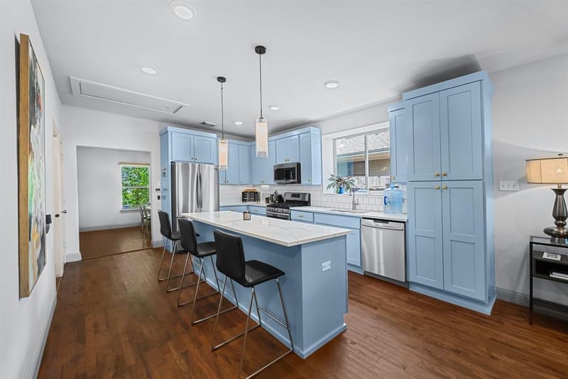 7518 Morton Street, Dallas TX 75209 - Photo 2