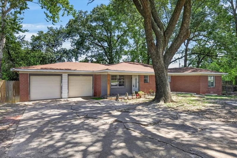 925 Maryland Drive, Athens TX 75751 - Photo 2