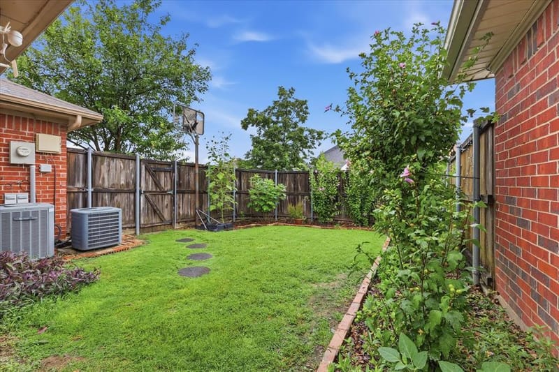 6517 White Oak Drive, Rowlett TX 75089 - Photo 23