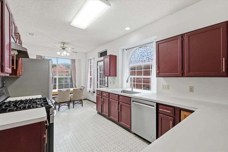 6517 White Oak Drive, Rowlett TX 75089 - Photo 13