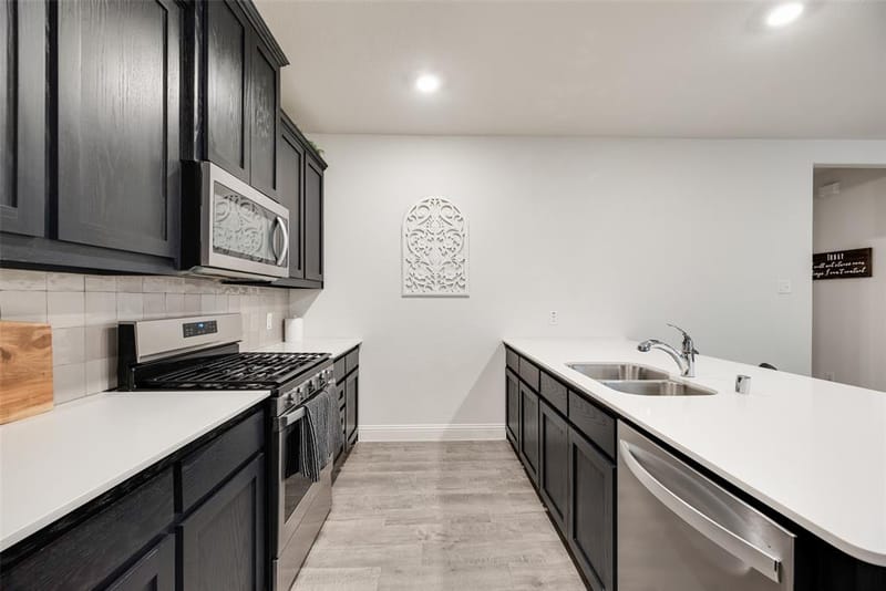 7009 Windmill Street, Little Elm TX 76227 - Photo 5