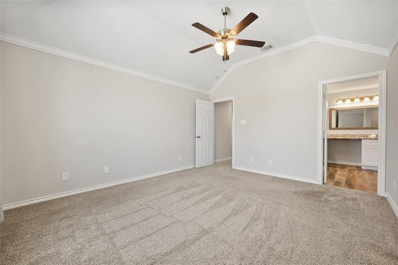 2216 Reverchon Drive, Arlington TX 76017 - Photo 5