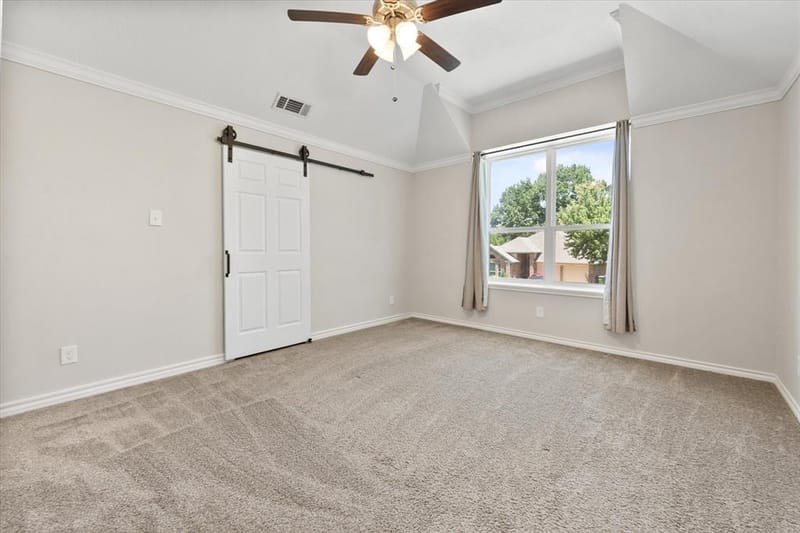 2216 Reverchon Drive, Arlington TX 76017 - Photo 9