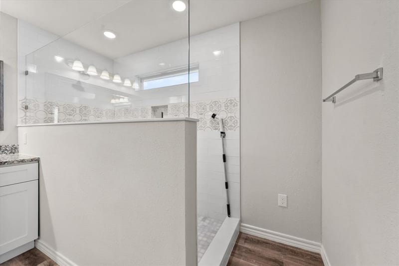 2216 Reverchon Drive, Arlington TX 76017 - Photo 15