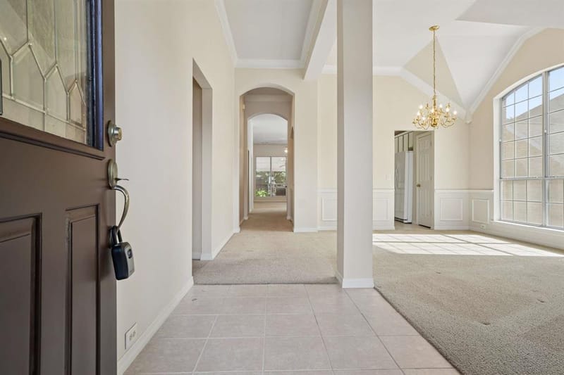 469 Crestview Point Drive, Lewisville TX 75067 - Photo 2