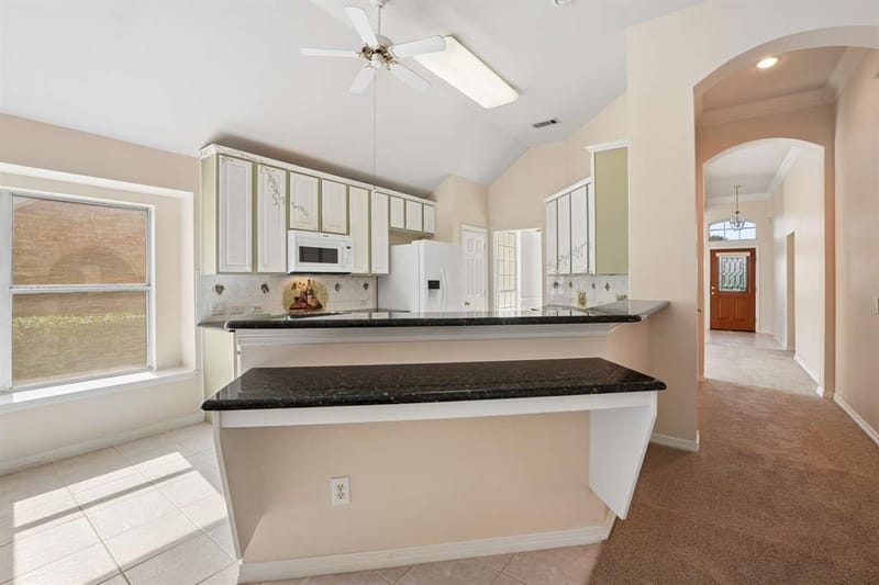 469 Crestview Point Drive, Lewisville TX 75067 - Photo 14