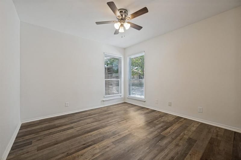 2751 Stonecreek Court, Carrollton TX 75006 - Photo 18