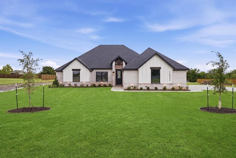 1033 Uplift Drive, Weatherford TX 76087 - Photo 2