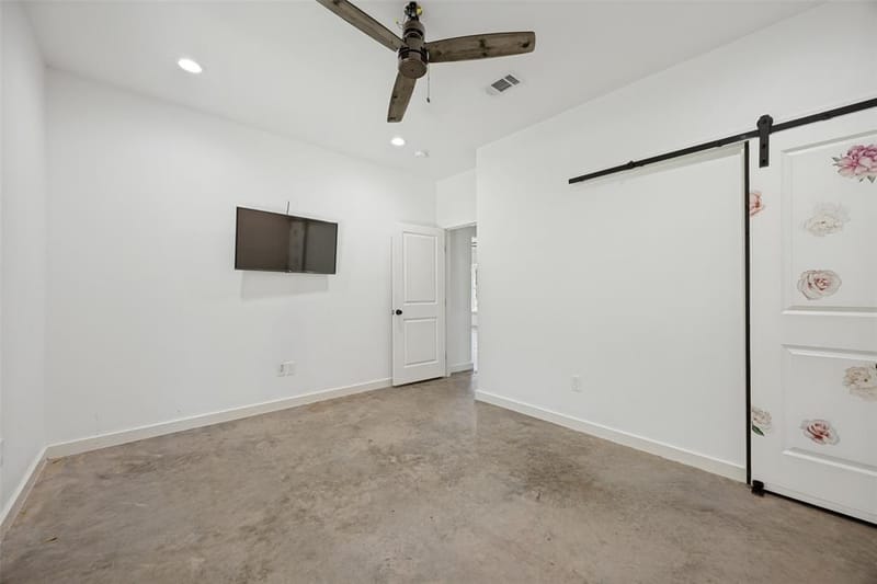 822 Private Road 7370, Point TX 75472 - Photo 27