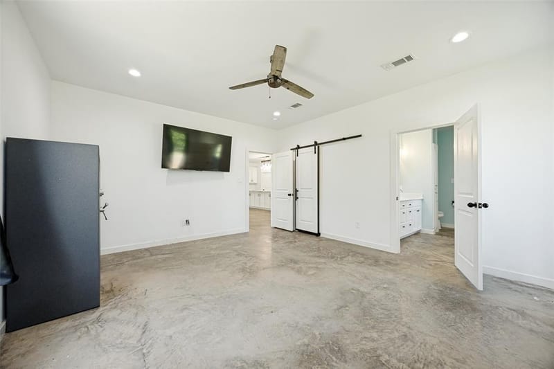 822 Private Road 7370, Point TX 75472 - Photo 20