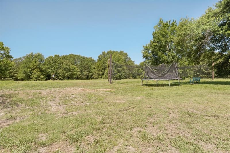822 Private Road 7370, Point TX 75472 - Photo 9