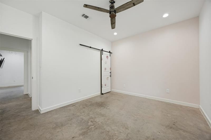 822 Private Road 7370, Point TX 75472 - Photo 25