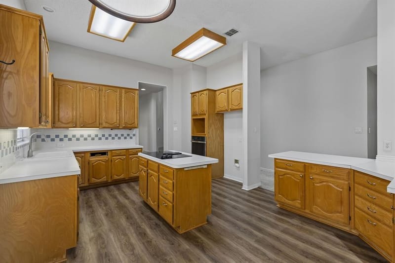 5613 Charleston Drive, Frisco TX 75035 - Photo 6