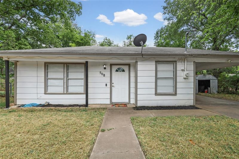 508 Batterson Street, Cleburne TX 76031 - Photo 4