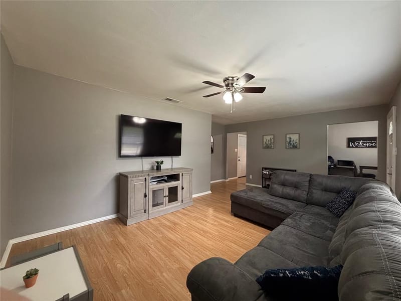 508 Batterson Street, Cleburne TX 76031 - Photo 8
