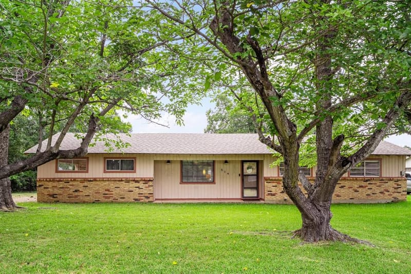514 Malibu Street, Malakoff TX 75148