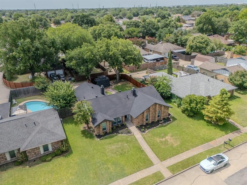 142 Ridgegate Drive, Garland TX 75040 - Photo 3