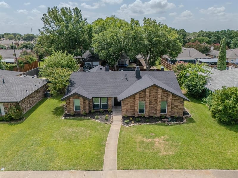 142 Ridgegate Drive, Garland TX 75040 - Photo 4