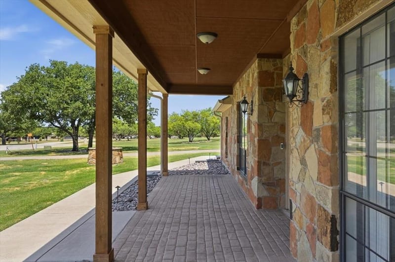 122 Eagle Pass Lane, Weatherford TX 76087 - Photo 6