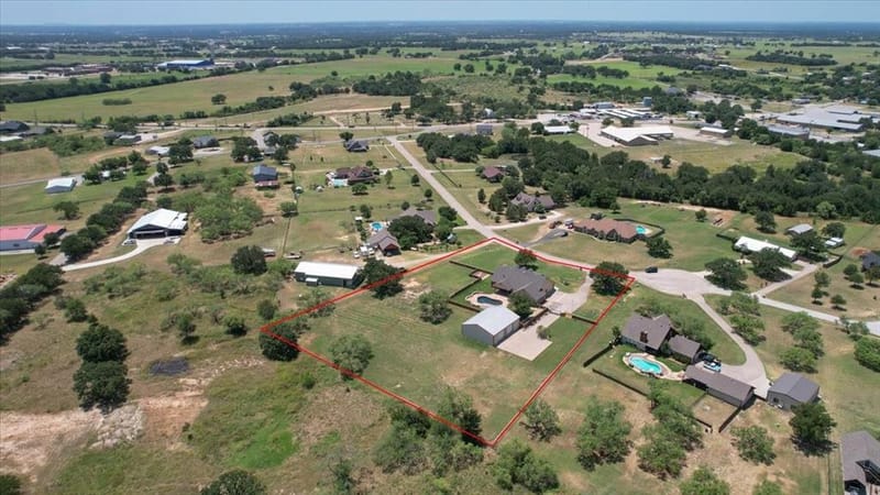 122 Eagle Pass Lane, Weatherford TX 76087 - Photo 4