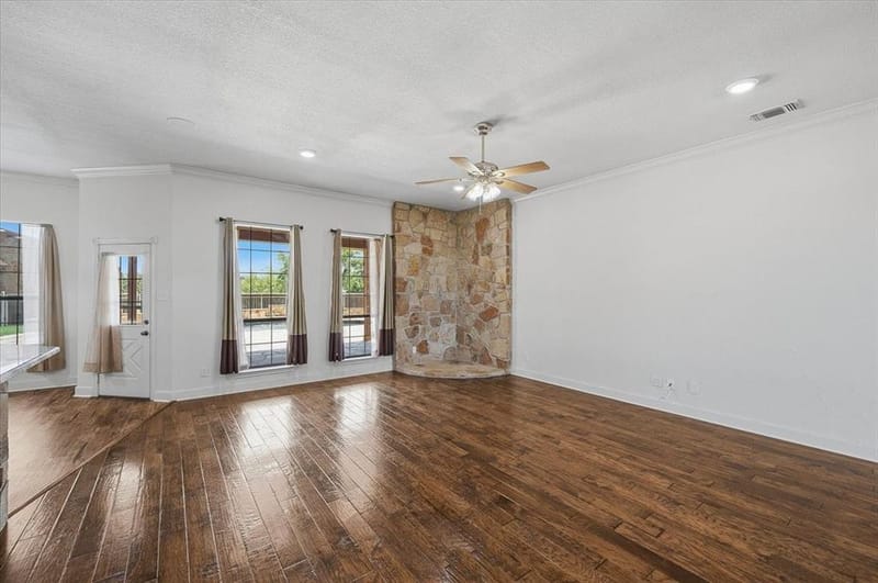122 Eagle Pass Lane, Weatherford TX 76087 - Photo 8