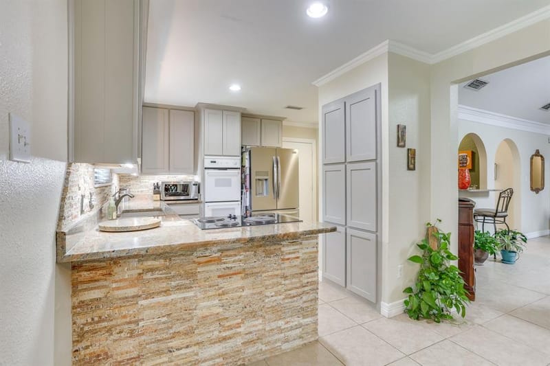 4510 Longacres Court, Arlington TX 76016 - Photo 13