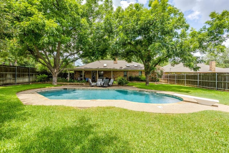 4510 Longacres Court, Arlington TX 76016 - Photo 33
