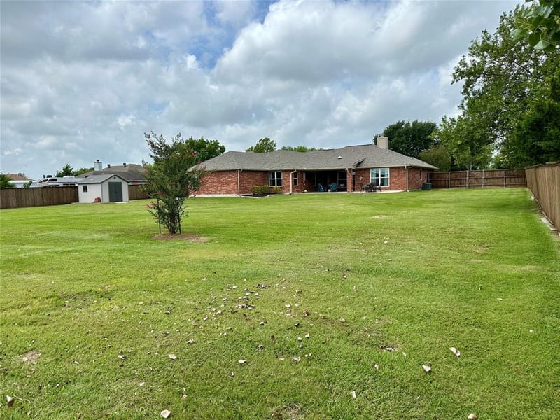 2021 Sunny Circle, Rockwall TX 75032 - Photo 3