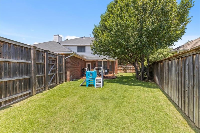4048 Kirkmeadow Lane, Dallas TX 75287 - Photo 15