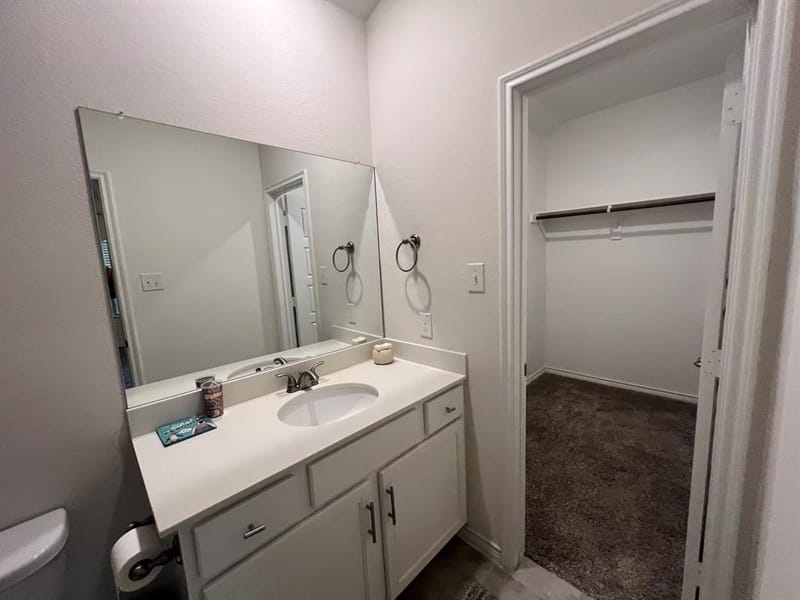 2434 Klamath Drive, Lewisville TX 75056 - Photo 8