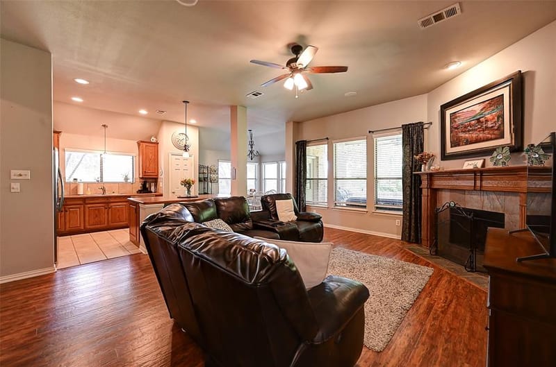386 Phillips Court, Fate TX 75087 - Photo 3