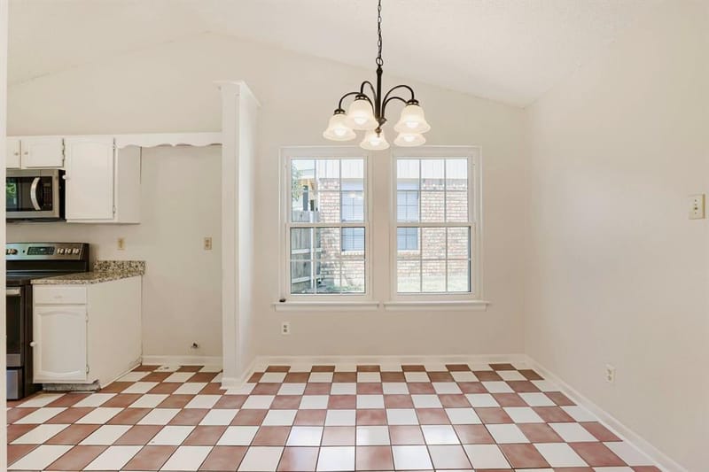 314 Sandlewood Lane, Euless TX 76039 - Photo 13