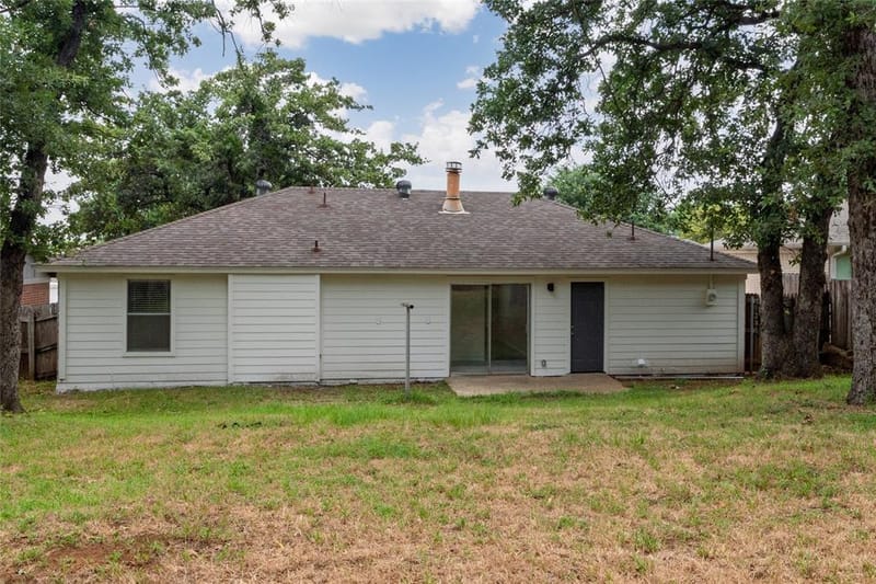 6410 Springfield Drive, Arlington TX 76016 - Photo 38