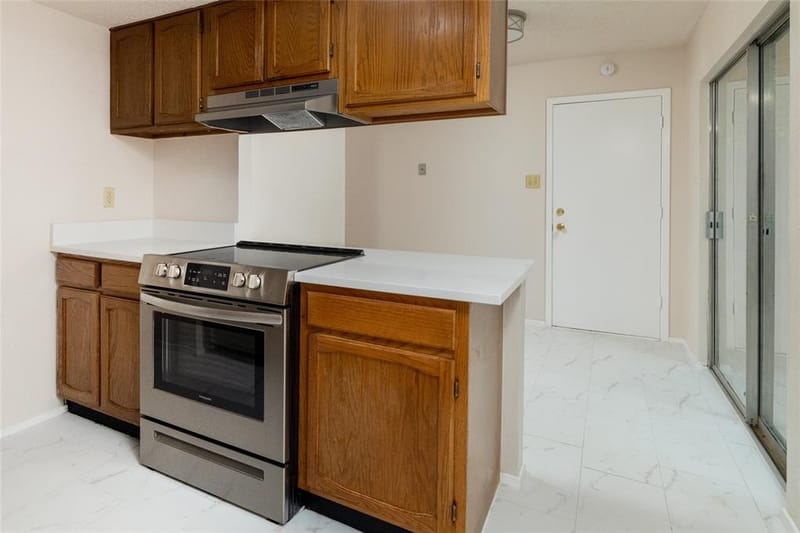 6410 Springfield Drive, Arlington TX 76016 - Photo 18