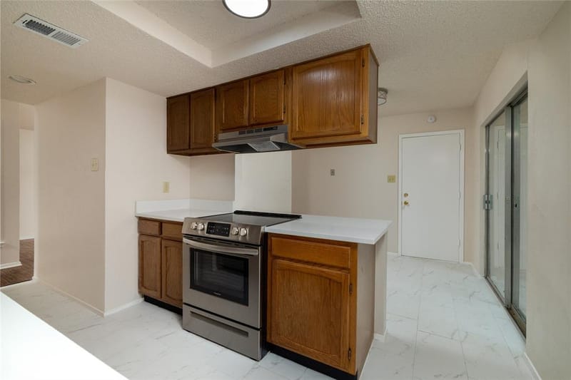 6410 Springfield Drive, Arlington TX 76016 - Photo 19