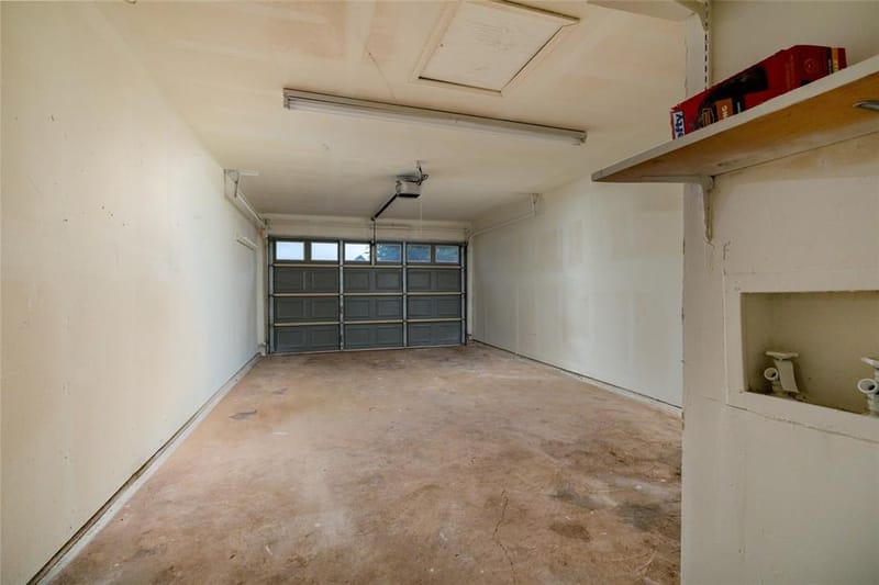 6410 Springfield Drive, Arlington TX 76016 - Photo 35