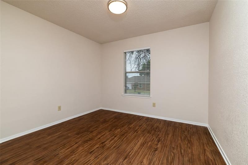6410 Springfield Drive, Arlington TX 76016 - Photo 31