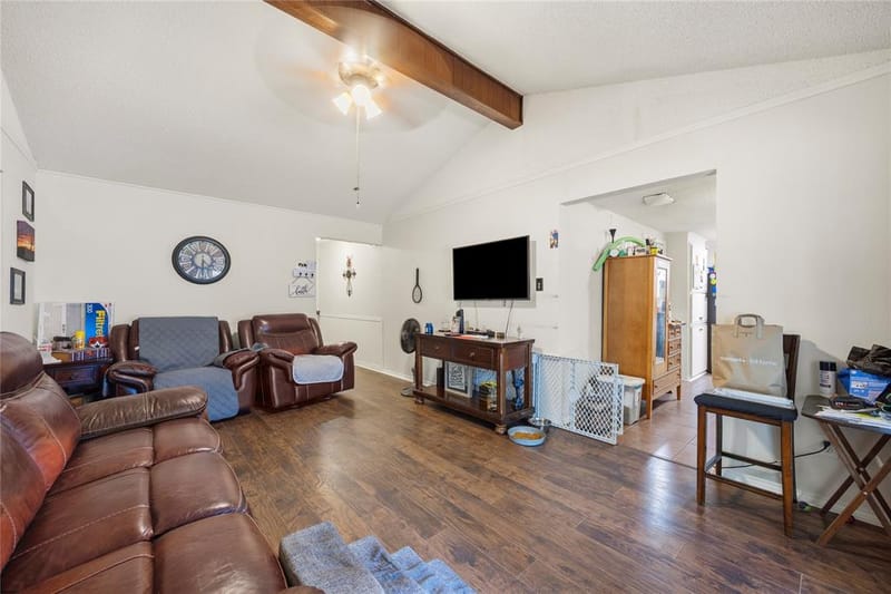 636 Sue Ann Lane, Burleson TX 76028 - Photo 4