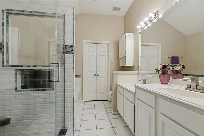 6800 Forest Hills Drive, Plano TX 75023 - Photo 12